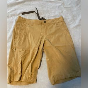 Rei women’s hiking shorts size 2